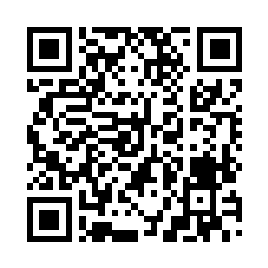 张潇晗终于无法忍受这沉闷的气氛了二维码生成