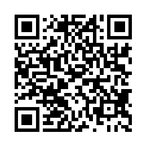 张胜起与另外一人已经一南一北的站好了位置二维码生成