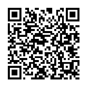 张铁以前之所以会让黑铁之堡的那些居民送人上来二维码生成