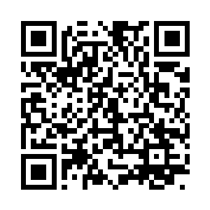 张铁又开始用手用力拍打起自己前面的小腹二维码生成