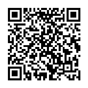 张铁就来到一个差不多有一个足球场一样的巨大空间之中二维码生成