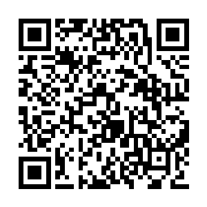 张铁的战靴踩踏在地面上的声音格外的响亮清脆二维码生成