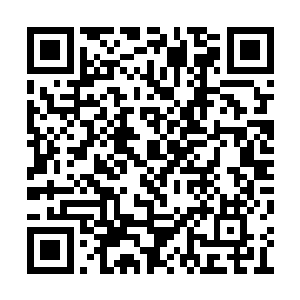 张铁看到了几座正在海底喷发着岩浆的海底火山二维码生成