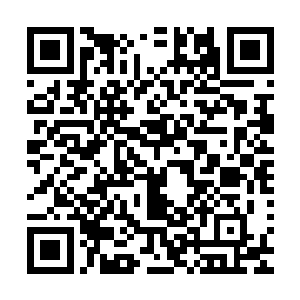 张铁看着山顶天空之中翻滚的乌云和乌云之中隐隐闪现的电光二维码生成