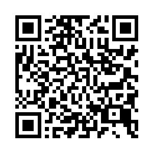 张静宜好像跟着骆贵祥就在积极接触这批台商二维码生成