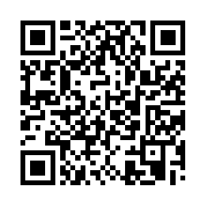 当他可以将传统的烛光晚餐里的牛排跟红酒二维码生成