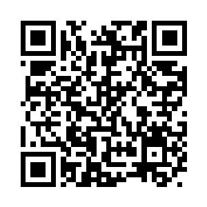 当他看到正在一边淡淡看着这一切的易紫菱二维码生成