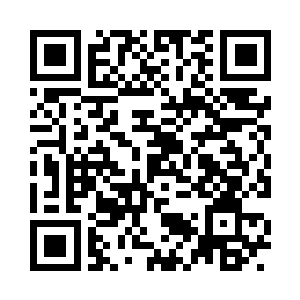 当他看到飞过来的是一条裤衩的时候二维码生成