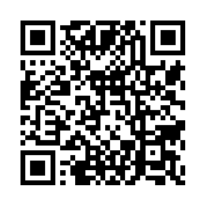 当冯毅洁提起夏老师临走前说的话时二维码生成