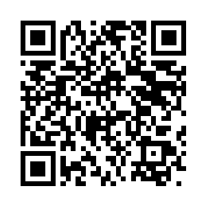 当初发现这古玉城的时候便是有这么一个洞二维码生成