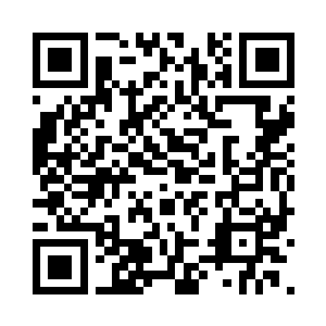 当剑尘的目光落在那人身上所穿的衣服上时二维码生成