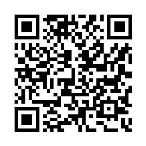 当她看到倒在地上的黄衣和惊恐不定的蓝衣时二维码生成