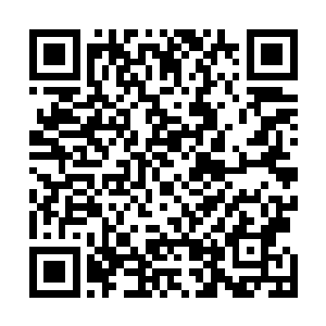 当山口科技大厦门口的保安发现三辆装载机不对劲的时候二维码生成
