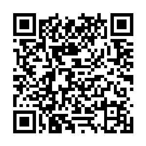 当年可是不少贼手在有心人的串联之下握到了一块二维码生成