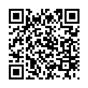 当我们把注意力转移到她身上的时候二维码生成