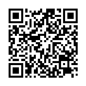 当我将凝魂丹放入第一个感染者口中的时候二维码生成