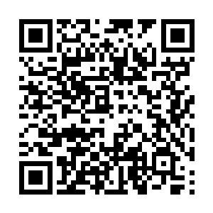 当时是违背了他们最上面老大的意愿来偷袭我们的二维码生成