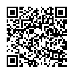 当毛一山紧握长刀双目通红地朝敌人扑过去的时候二维码生成