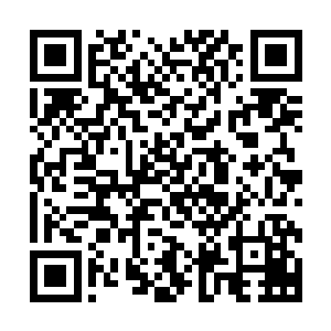 当目标人终是把车子横着停在一较为偏僻的传统旅馆前面时候二维码生成