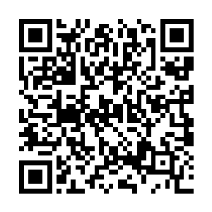 当着乌云的面将澹台玥留下的那块玉佩收入衣袖中二维码生成