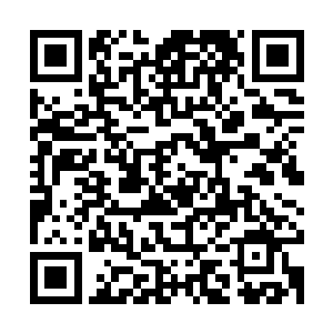 当赵丰年抬眼看到欧阳志远竟然站在县委书记王凤杰身后的时候二维码生成