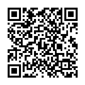当那个扭头的枪手回头并试图再把枪口对准高扬的时候二维码生成
