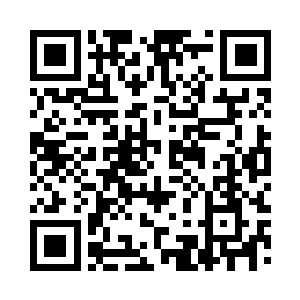 彭彬就注意到先前那个女中尉来到了飞机上面二维码生成