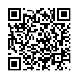 影子魔帝抬起手中的剑用尽全力格挡二维码生成