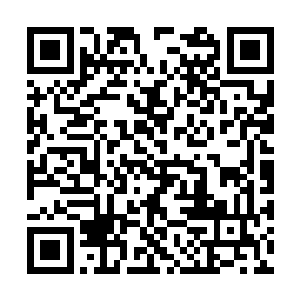 径直的向着地球联邦电子信号源的方向航行而去了二维码生成