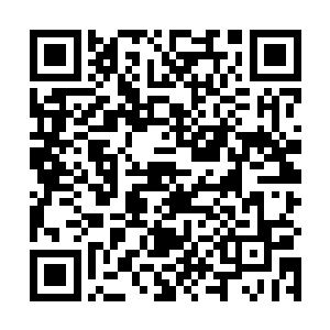 待距离段天涯百米左右才变成步行到段天涯的身前跪倒二维码生成