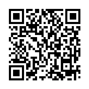 很多人围上去在他的担子里挑来挑去二维码生成