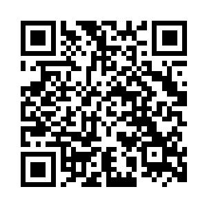 很多他的仰慕者都主动的向他敬酒二维码生成