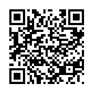 很快他整个人就被寒冰冻结成了一个冰块二维码生成
