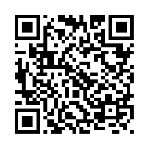 很快便引起了四周青年才俊的注意二维码生成