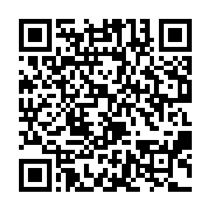 很快注意道坐在道玄边上的一个中年人神色有些不对二维码生成