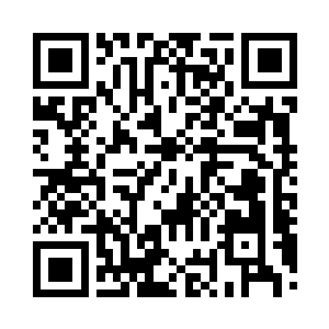 很明显这些农民工此时的情绪都很不稳定二维码生成