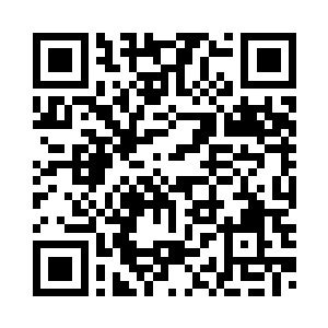 徐天心撕掉了粘在下巴上的红舌头二维码生成