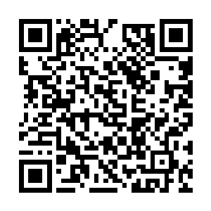 徐岩说着就要把哪一锅香喷喷的肉肉倒到垃圾桶里二维码生成