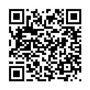 徐苍松带着徐白起和徐秀秀跟在后面二维码生成