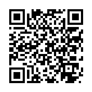 得了他吩咐的妻妾正在急忙收拾东西二维码生成