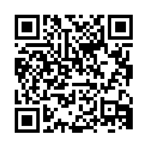 得到消息的红芽父母和妹妹飞快的跑过来二维码生成