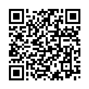 得手两锭银子的粗犷汉子目无表情二维码生成