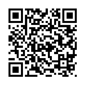 微微低下头看着一脸沉默的叶海凝二维码生成