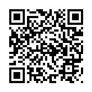 微微眯起的双眸波光潋滟动人心魂二维码生成