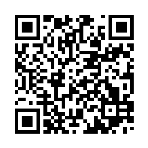 微笑着将自己的小手放在他的大手二维码生成