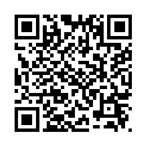 心下琢磨着要从哪一个角度踹过去二维码生成