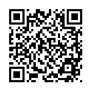 心中也牢牢地记住了唐铮的这张脸二维码生成