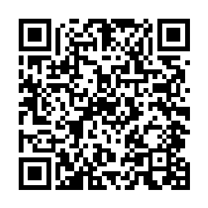 心想这个娇柔的女子要在自己的父亲面前说出这样一句话二维码生成