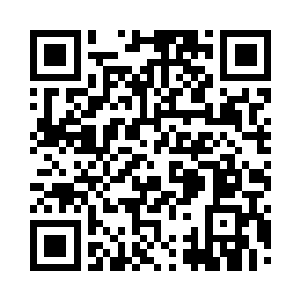 心里却暗暗祈祷夏云杰给的那张符能保佑他二维码生成