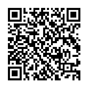 心里疑惑的宇文承钢已经没有时间惊骇那些普通魂魄的消失了二维码生成